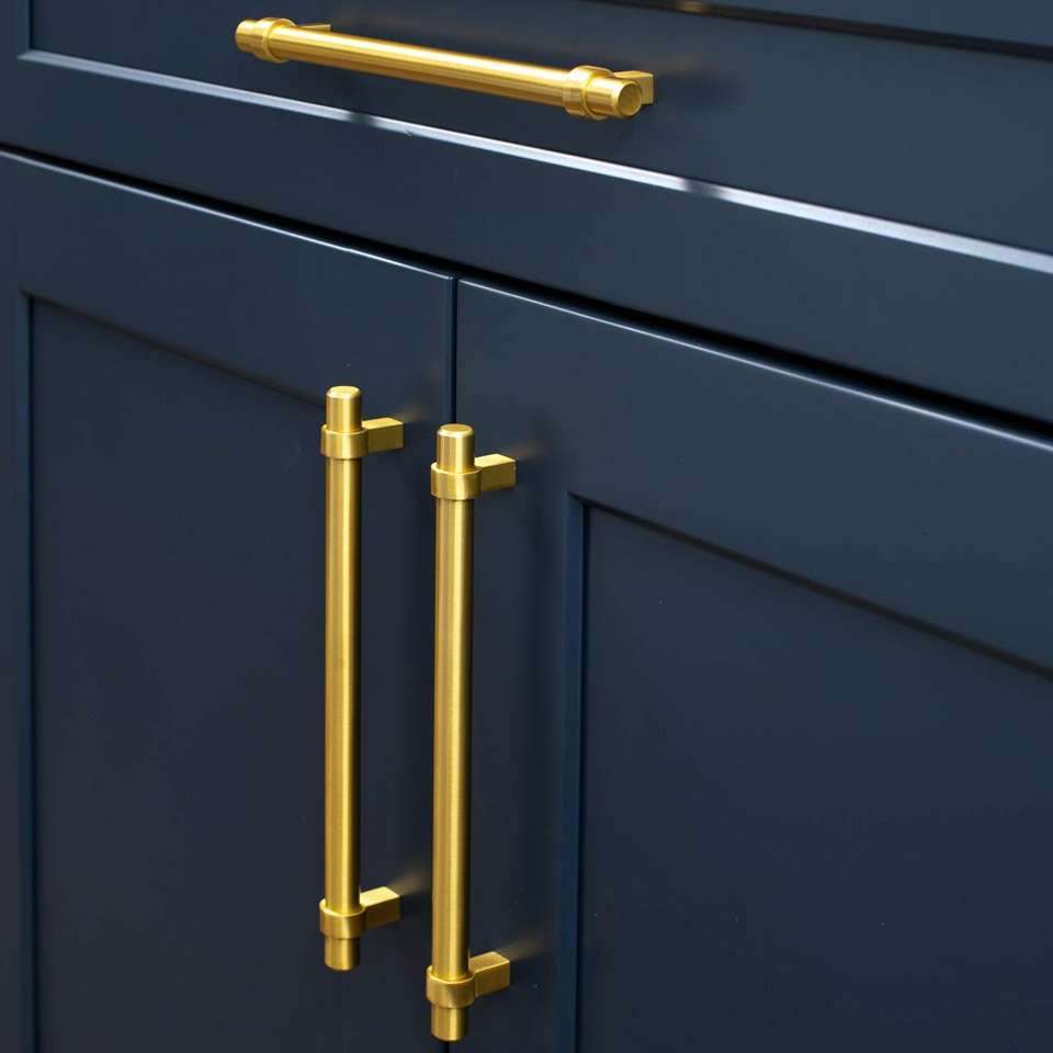 Premium hinges and drawer runners used by Befilo