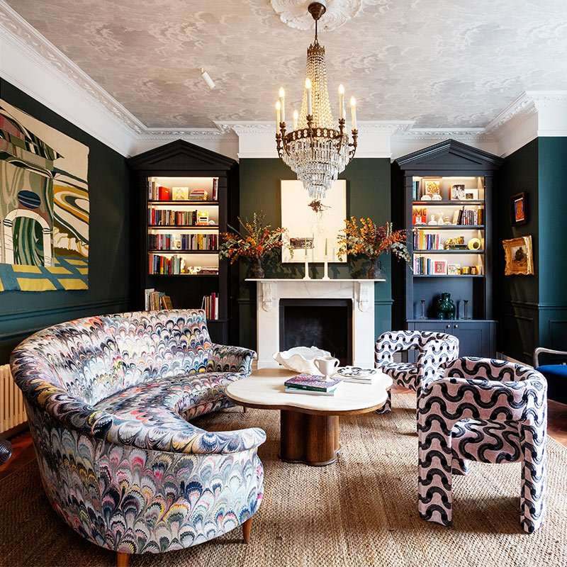 Bespoke fitted living room in a London home